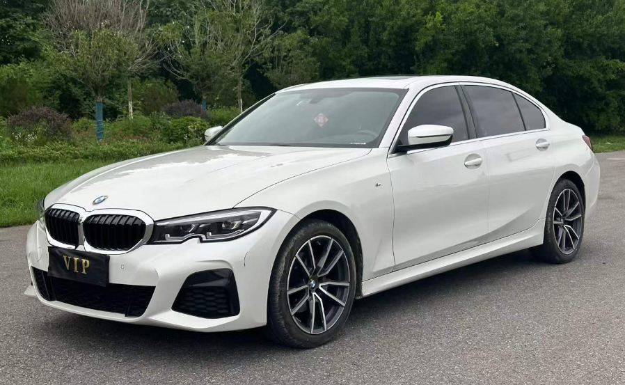 2022年宝马320Li